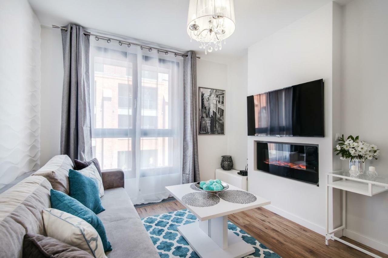 Apartments Cracow Wawrzynca By Noclegi Renters Cracovia Exterior foto